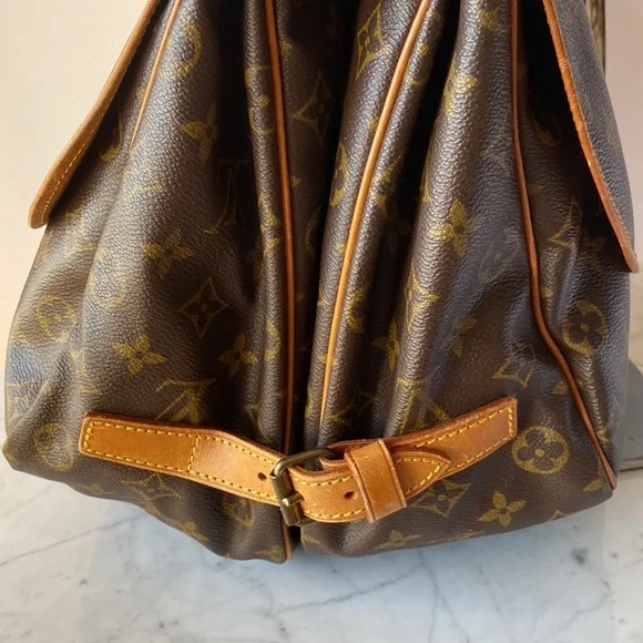 💯 % Authentic Louis Vuitton Saumur 35 Shoulder bag XLarge Firm. - Picture 13 of 17
